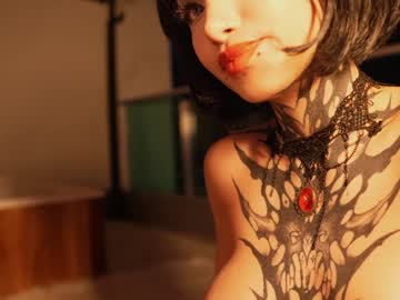 girl
        goth_dolll cam image #4867547