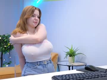 girl
        lovlybambi cam image #3018351