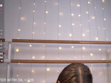 girl
        elation_evy cam image #5801858