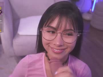 girl
        gigi_ulala cam image #6384906