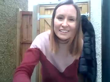 girl
        eatmypie69 cam image #3520266