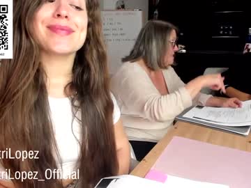 girl
        crazypaty cam image #1023660