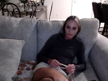 girl
        holihurricane cam image #5982354