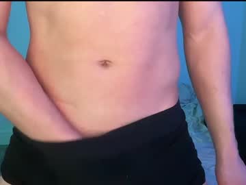 couple
        therichking cam image #3612732