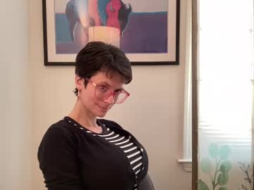 girl
        naomi_reah cam image #6668119