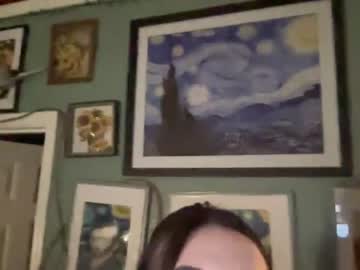 girl
        fairygirlcait cam image #3970570