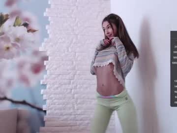 girl
        mazzanti_ cam image #2478147