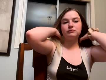 girl
        elliebbyxx cam image #4214898