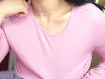 girl
        hinatabroks cam image #4982257