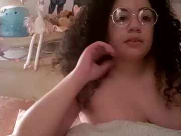 girl
        brielle_paris cam image #3240500
