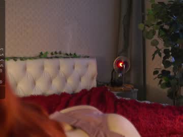 girl
        oki_dokie cam image #3837296