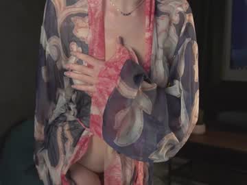 girl
        infinitysoul_ cam image #1893125