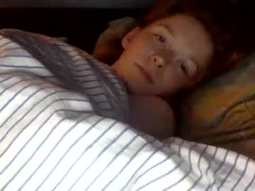 girl
        robinblackly cam image #434358