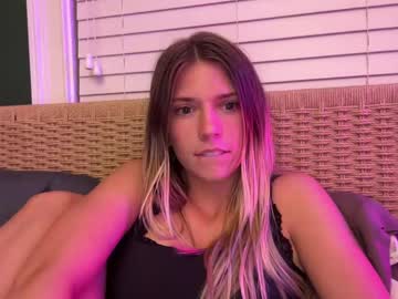 girl
        oliviahansleyy cam image #5108087