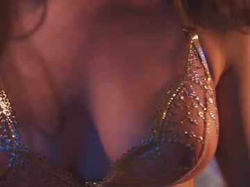girl
        lucie_beltran cam image #3602892