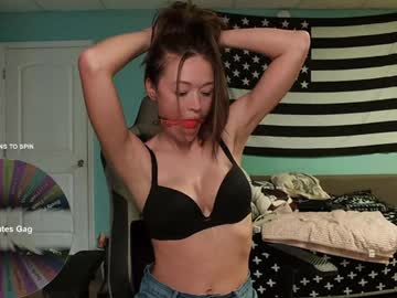 girl
        anabelleleigh cam image #4663786