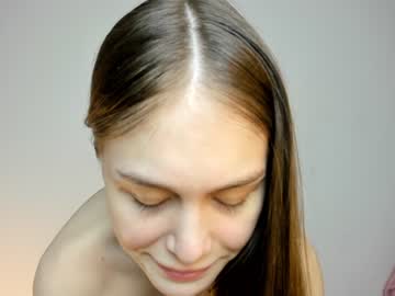 girl
        candy__mandy cam image #1440555