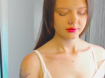 girl
        itwasinsimpsons cam image #1648710