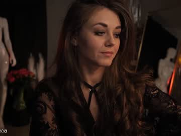 girl
        lettymoa cam image #4199027