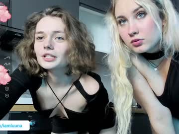 girl
        mxxnsxsul cam image #30205