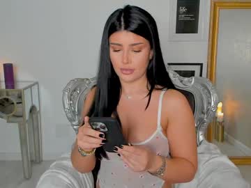 girl
        moniqueeass cam image #5978571