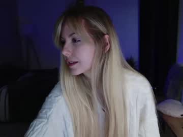 girl
        cassy_cum cam image #3184577