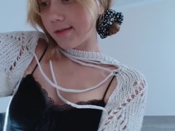 girl
        sweetie_jolie cam image #2204887