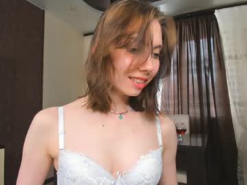 girl
        marylange cam image #2012020