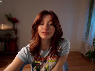 girl
        alisonrouge cam image #4264458