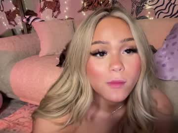 girl
        ari_02 cam image #3003128