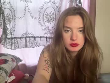 girl Live Cam Girls Love To Strip Naked For Their Viewers with bubblybee14