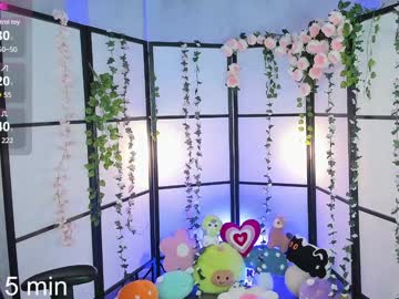 girl
        milkycute cam image #5270626