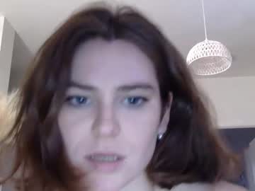girl
        summer_always cam image #5635730