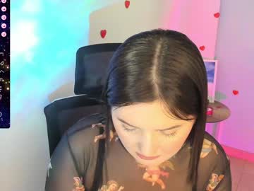 girl
        jennie_berry cam image #5083560