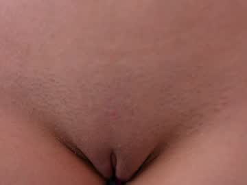 girl
        dovia cam image #6774872
