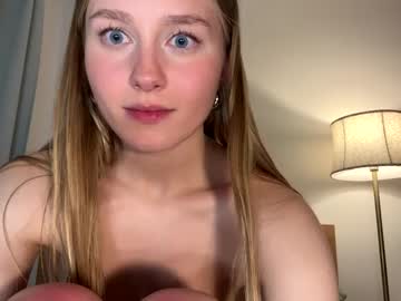 girl Live Cam Girls Love To Strip Naked For Their Viewers with katcontrol