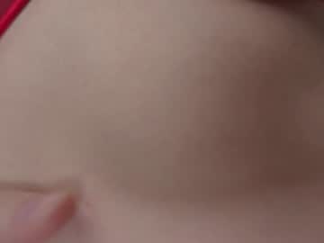 girl
        mia_elfie cam image #5752135
