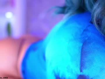 girl
        dakota_leex cam image #3718040