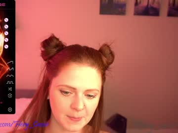 girl
        fiery_redhead cam image #2440753