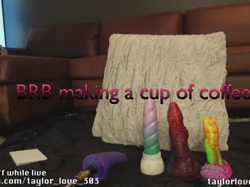 girl
        taylor_love_303 cam image #1438024