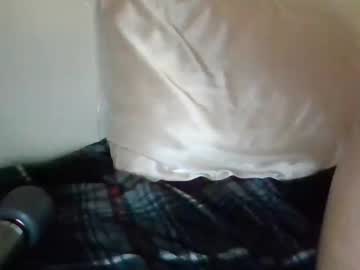 girl
        effyeverly cam image #4448434