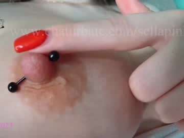 girl
        sellapink cam image #1481113