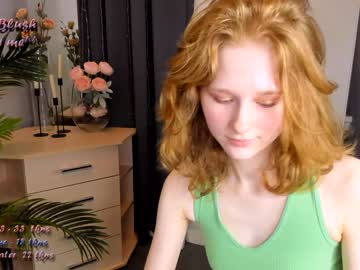 girl
        navy_blush cam image #3457221