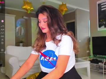 girl
        i_n_d_i_c_a cam image #710501