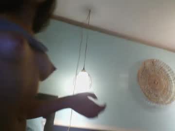 girl
        danielleryan cam image #2146074