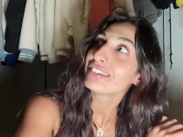 girl
        camiliakxoxo cam image #5485591