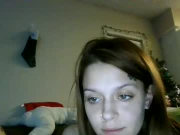 girl
        misslilkatt cam image #473188