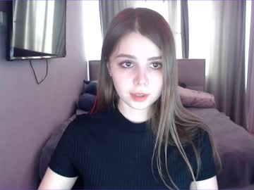 girl
        tripleprinces cam image #1251480