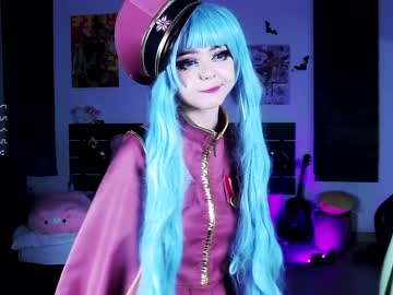 girl
        madnessalise cam image #2804017