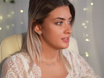 girl
        venera_style cam image #4971276